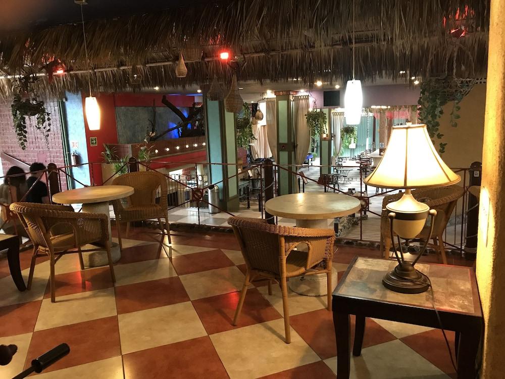 Hotel Club Del Sol Acapulco By Ng Hoteles エクステリア 写真