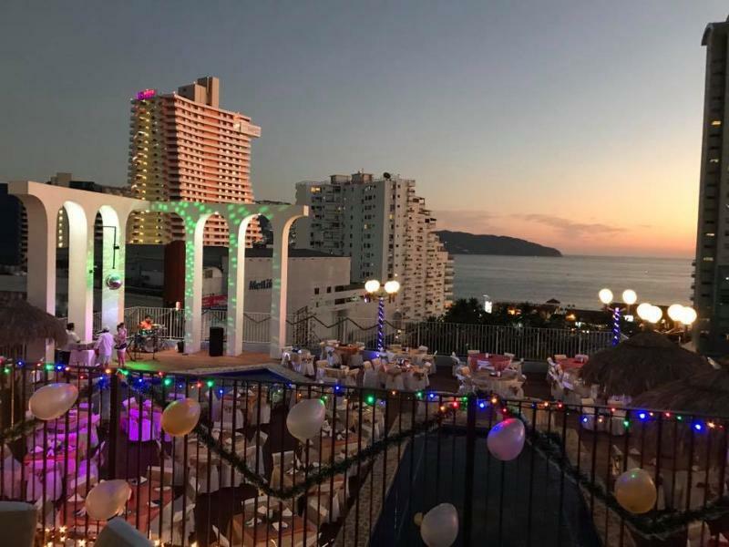 Hotel Club Del Sol Acapulco By Ng Hoteles エクステリア 写真